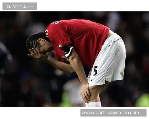 费迪南德称赞拉门斯在对桑德兰的表现增强全队信心展现稳健风范